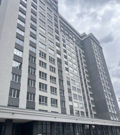 БЕЗ КОМІСІЇ 2к квартира в 15хв від Києва, на ремонт в любий час! - фото 1