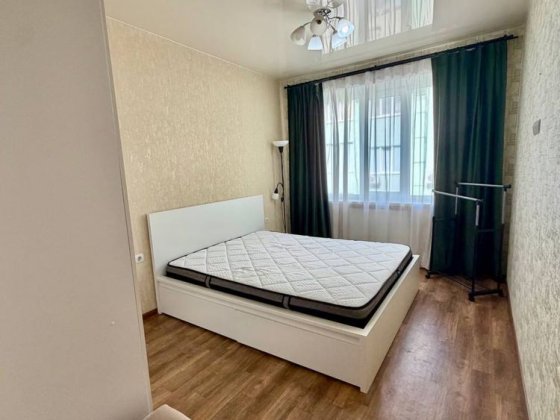 Продам Однокімнатну Квартиру Біля Парку ! Без Комісіі
