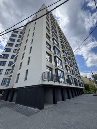 1-кімнатна квартира в центрі міста з панорамним видом | ЄОселя - фото 1