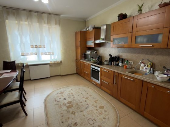Продам 3-кім.кв. по Алітуська ( Жадова), центр, Придніпровський парк Кременчуг