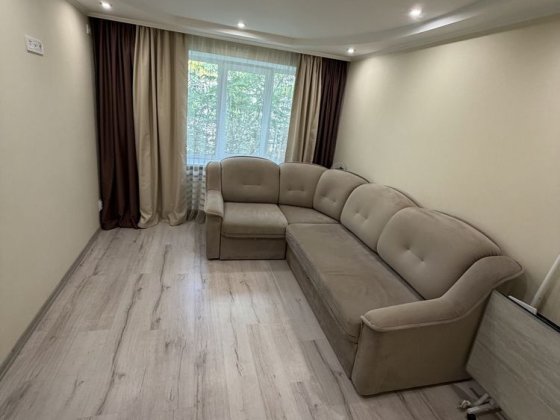 Продаж 1 кімн.квартири (малогабаритної(гостінка)) Кременчуг