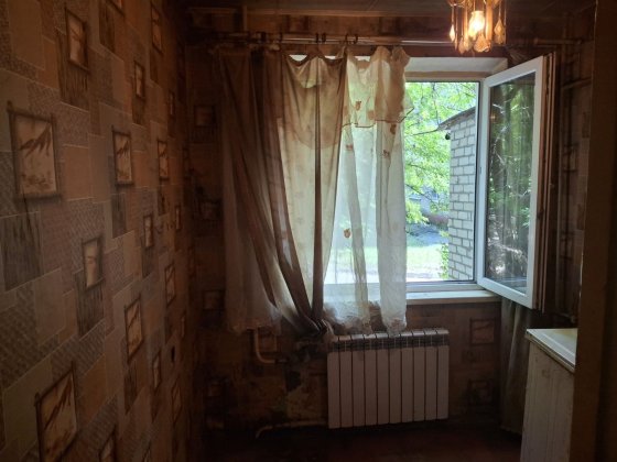 Продам квартиру под Ваш ремонт.