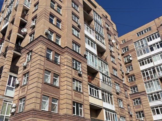 Продаж 1 кімнатна квартира у центрі Ірпеня є газ! Низький поверх Ірпінь