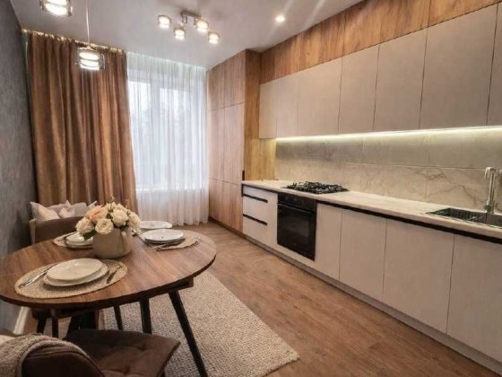 Продаж євродвокімнатної квартири з дизайнерським ремонтом! Індивідуальне опалення! Все залишається!  Ірпінь