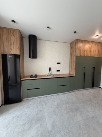 Продам 2 кімнатну квартиру. Новобудова. Без комісіі - фото 1