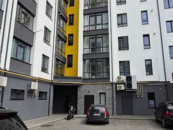 Терміновий продаж 3-ох кімнатної квартири за 600$ кв.м. Ивано-Франковск