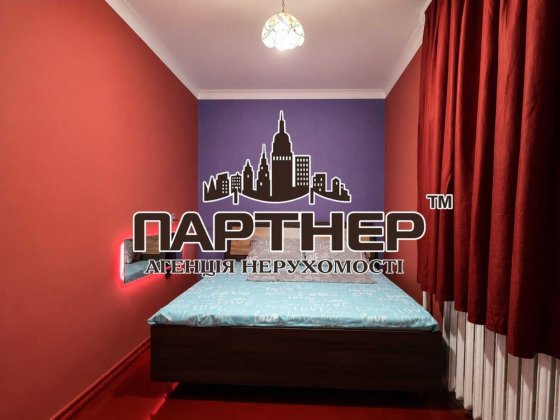 Продаж двокімнатної квартири в нагірній частині Кременчук