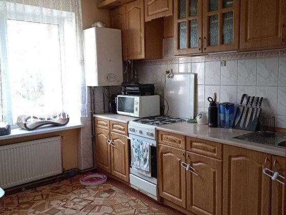 Продам  3 км кв коло Велмарту ( Держпрограми ) Ивано-Франковск