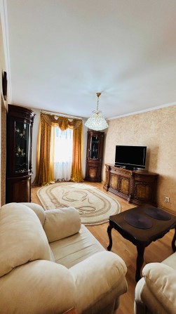 Продаж дворівневої 3-кімнатної квартири в Луцьку, район Відродження - фото 1