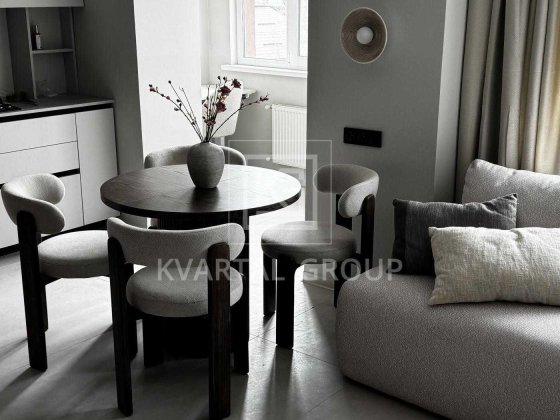 Продам 2к квартиру 65м2 з кухнею студією напроти парку Незнайки оф 2% Ірпінь