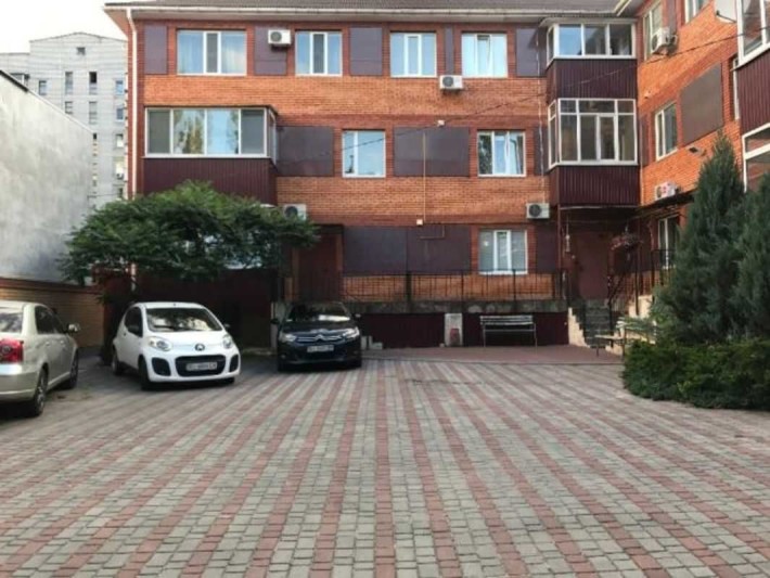 Продам 4-кімнатну дворівневу квартиру з автономним опаленням . - фото 1