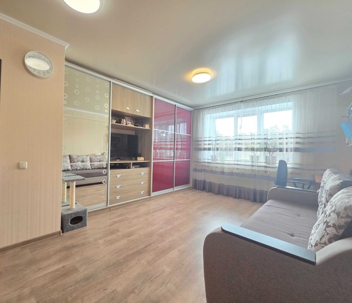 Продам простору 1к квартиру. Газ! Балкон! Тепло під час блекаутів! - фото 1