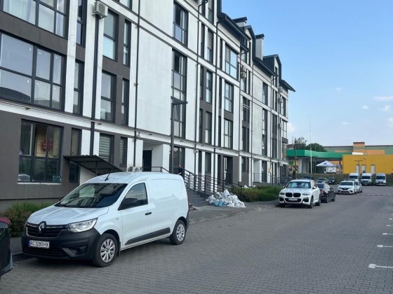 Продам 3 з кімнатну квартиру площею 135 м2 в житловому . 4/5 комплексі Юпітер . Вул. Миру Луцк