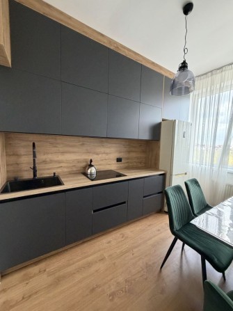 Продаж квартири у центрі міста - фото 1