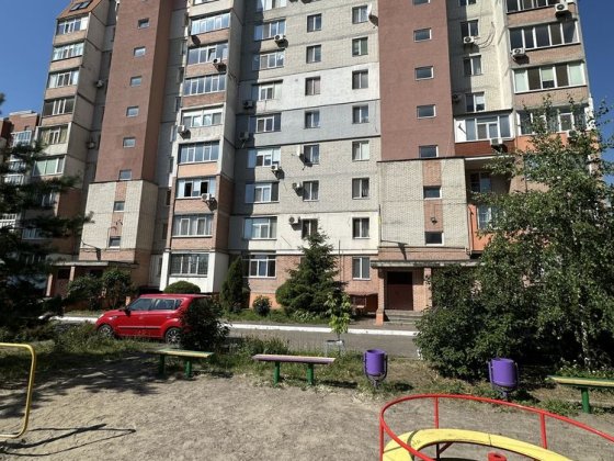 Продаж видової 3 кімнатної новобудови 102 метри , Бреста 83-Б, індивідуальне опалення , 8/10 поверх Кременчук