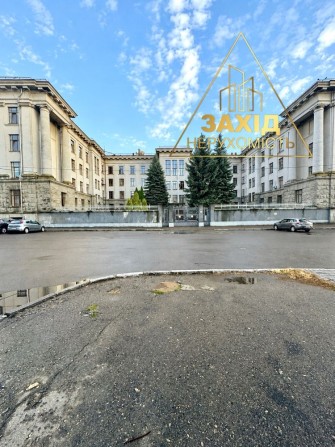 Двокімнатна Центр біля ВНУ, 2 поверх, 57,4 м² - фото 1