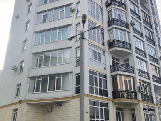 Шикарна квартира під втілення ваших дизайнерських рішень! Кременчуг