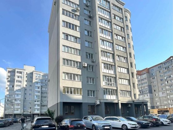 1-кімнатна квартира біля Порт Сіті Луцк