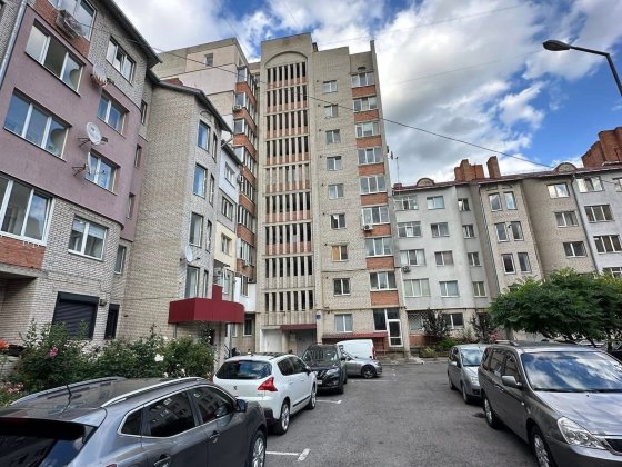 Продам 3 кімнатну дворівневу квартиру в новобудові Луцьк вул.Зацепи Луцк