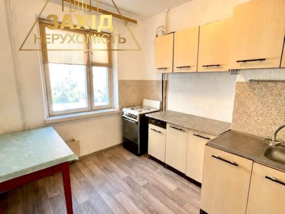 Продаж двокімнатної біля гімназії №21 , р-н ТЦ «Гостинець» Луцьк
