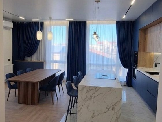 Ексклюзивна 2-кімнатна квартира в самому центрі Ивано-Франковск