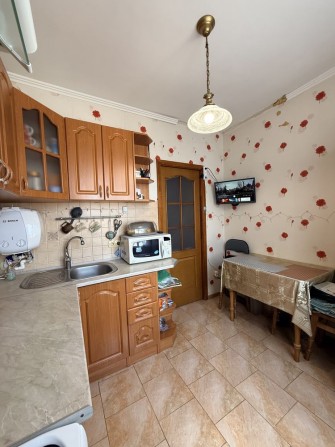 Терміновий продаж повноцінна 3к квартира  з ремонтом - фото 1