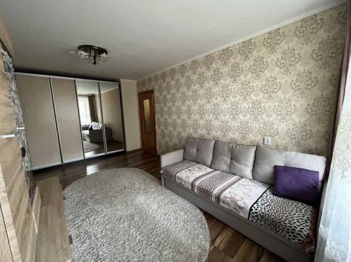 1к квартира на Виставці (вул.Зарічанська), 3й поверх, 33м2, Косметика! - фото 1
