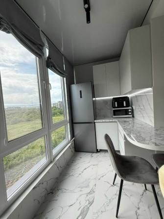 Квартира з новим ремонтом, з меблями та технікою, терміново ID45313 - фото 1