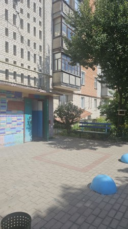 1к на Лесі Українки - фото 1