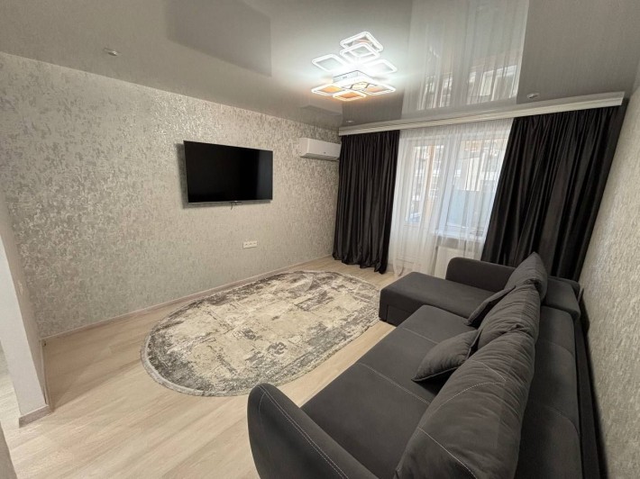 Продаж 1-кімнатної квартири в ЖК "Еспланада", Лушпи 5 корпус 25 - фото 1