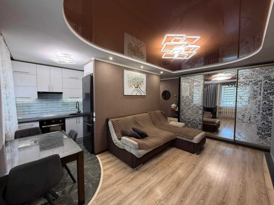 3-к квартира, Алмазний, 5/5 поверх, 60 м2, цегла з євроремонтом Полтава