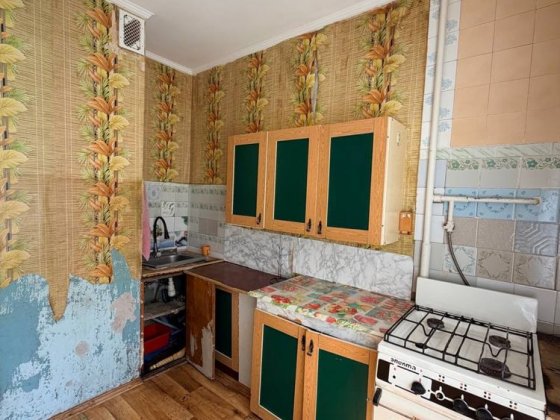 Продаж 1 кім на Ювілейному ,2 поверх Рівне