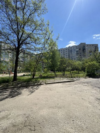 Простора 3-кімнатна квартира  заіджай і живи - фото 1