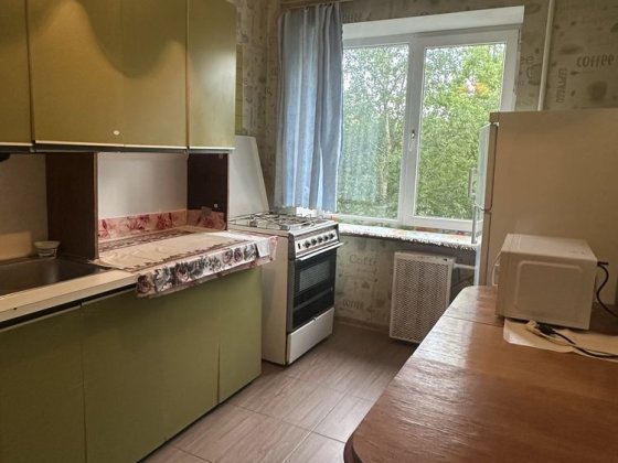 Продаж двокімнатної квартири в центрі міста! Третій поверх. Цегла Хмельницький