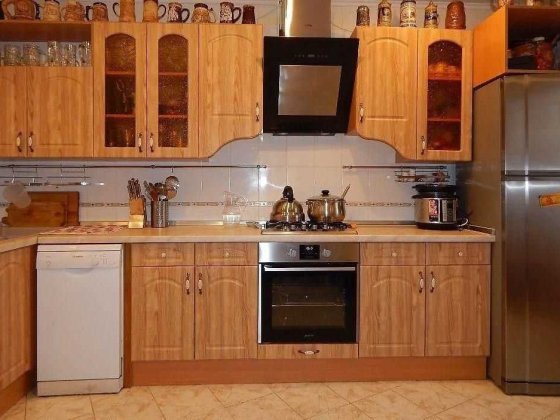 Продаж 3 кім квартири 118 м2, 2/6 пов. Ремонт. 2 санвузли. Центр, вул. Української Повстанської Армі Полтава