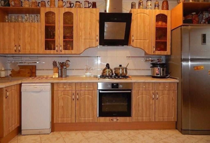 Продаж 3 кім квартири 118 м2, 2/6 пов. Ремонт. 2 санвузли. Центр, вул. Української Повстанської Армі - фото 1