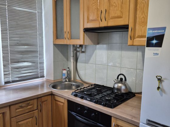 Продам 3х кімнатну квартиру Металургів.  Ремонт. Меблі.  Техніка Сумы