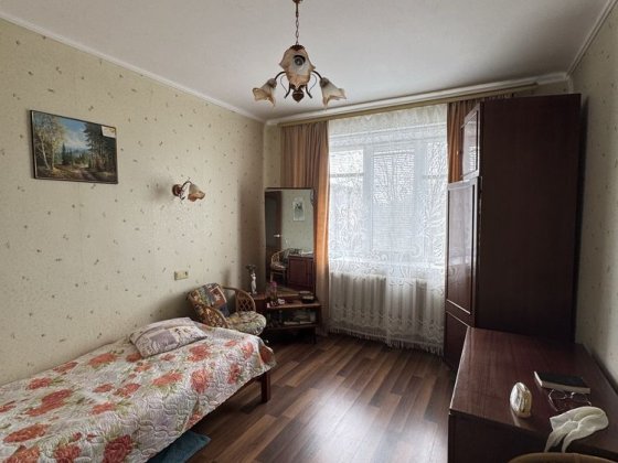 Алмазний 3х кімнатна квартира з косметичним ремонтом! Полтава