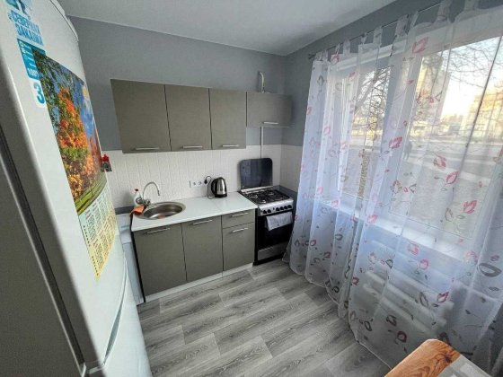 Продаж 1-кімнатної квартири вул. Харківська (зупинка Мʼясокомбінат)