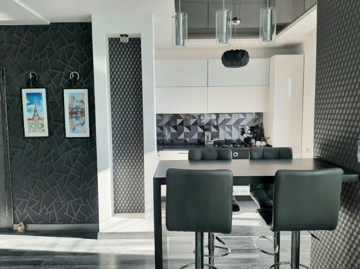 Продам 1кім з АО, Паркова Зона, свій двір, Меблі та техніка - фото 1