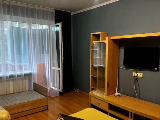 1 к кв на 3 поверсі з меблями і технікою Сумы