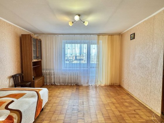 3 кімнатна квартира у цегляному будинку Рівне