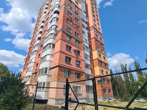 Сади-1 видова, затишна 3х кім. кв, з сучасним ремонтом, меблями,техні Полтава