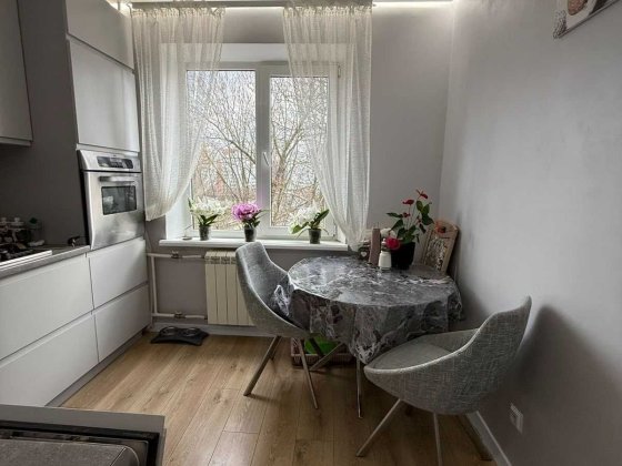Продаж 2к  свіжий ремонт Півд. Захід 43048 Хмельницький