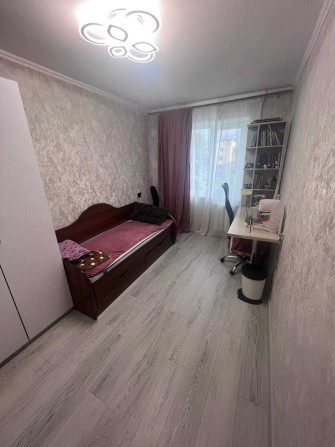 Продам 4-х кімнатну квартиру - фото 1