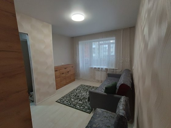 Продам квартиру в цегляному будинкуз ремонтом в центрі Суми