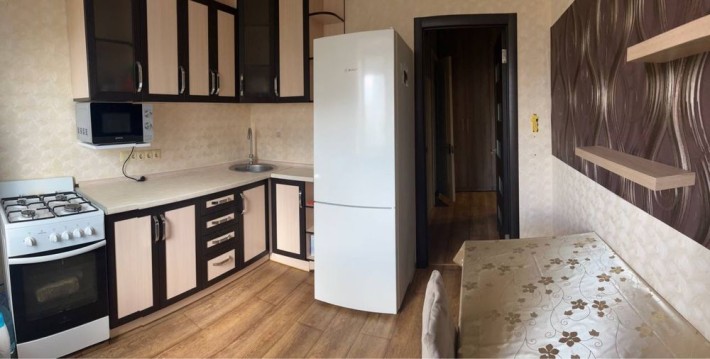 Продаж 2 кімнатноі квартири  на проспекті Лушпи. - фото 1
