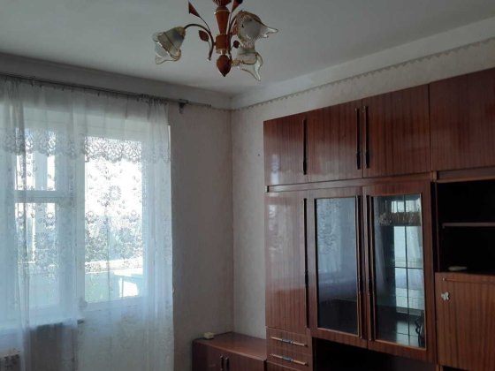 Продам чудову 2-х кімнатну квартиру, Реміснича, на 9-му поверсі, панельного будинку Суми