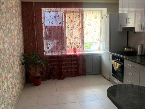 Продам квартиру з ремонтом Сумы