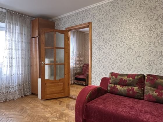 Продаж 2к в центрі міста неподалік Лебідь Плази. Хмельницький